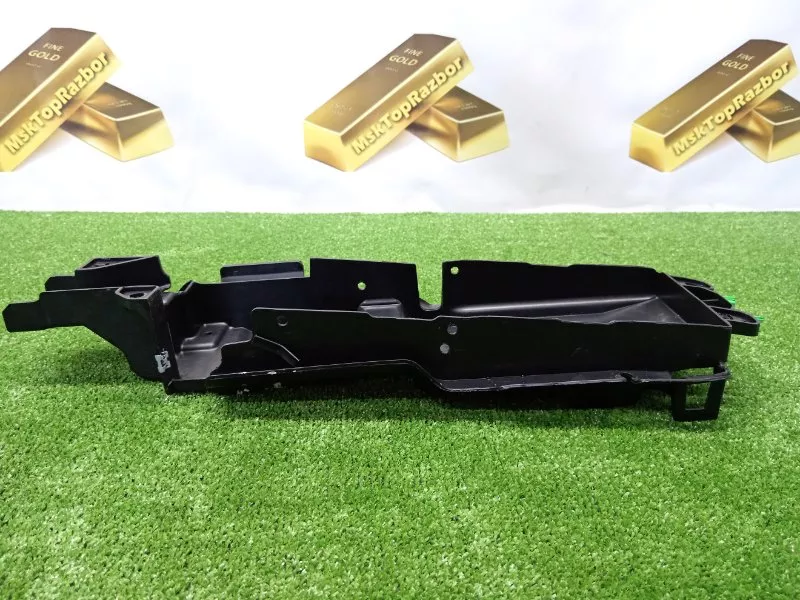 Кронштейн подлокотника