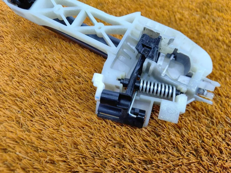 Ручка двери наружняя