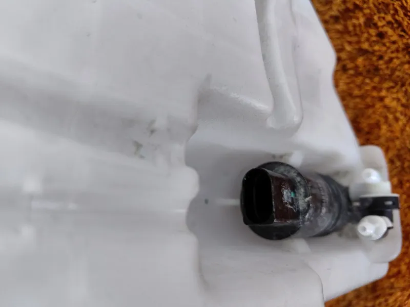 Бачок омывателя