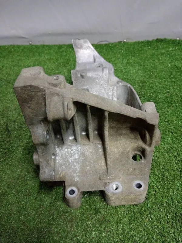 крепление кондиционера