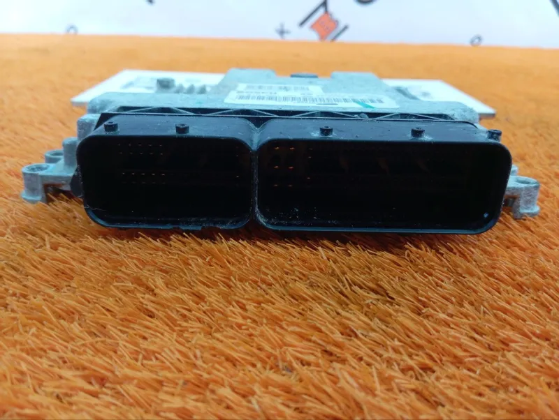 Блок управления двигателем