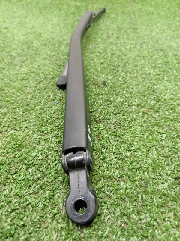 Дворник задний