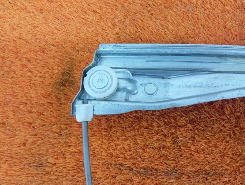 Стеклоподъемник