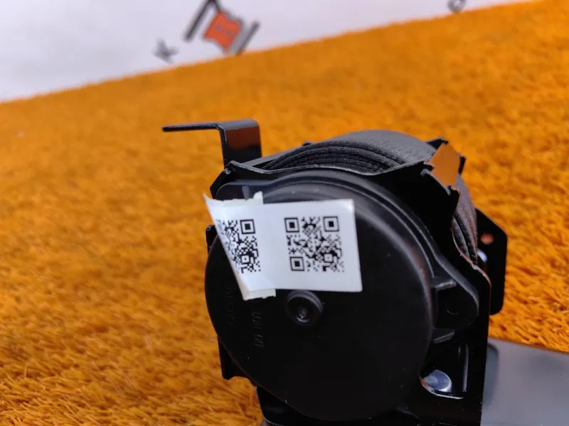 Ремень безопасности