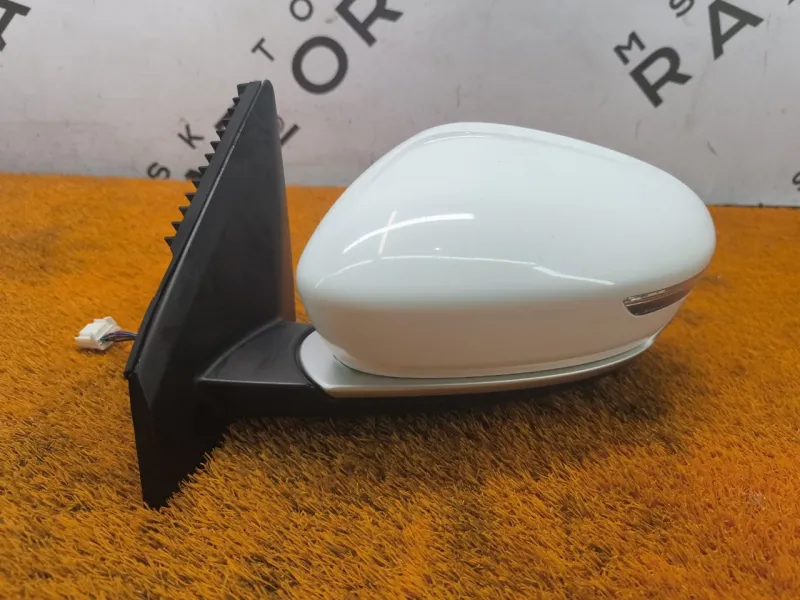 Зеркало боковое