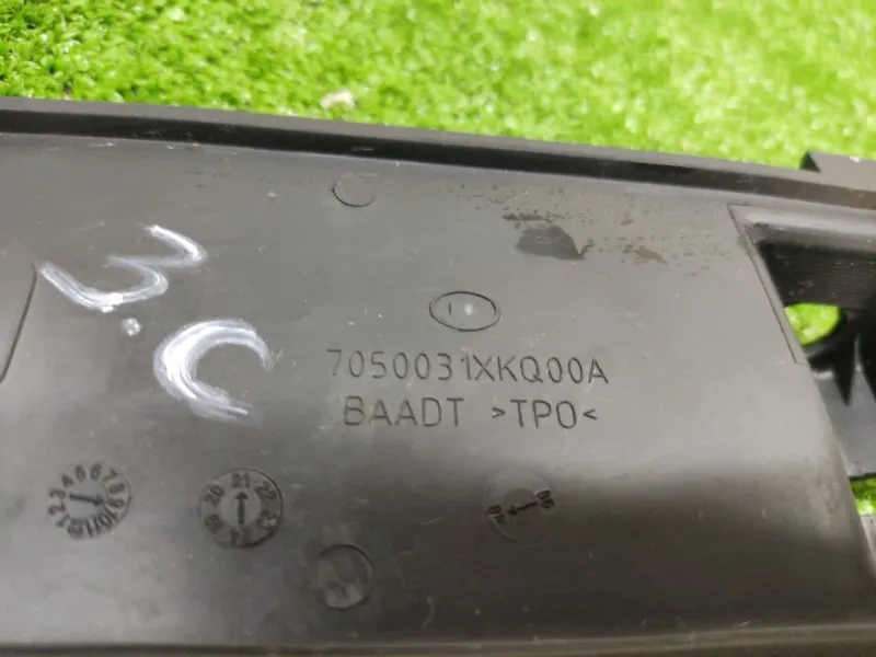 Накладка в салоне