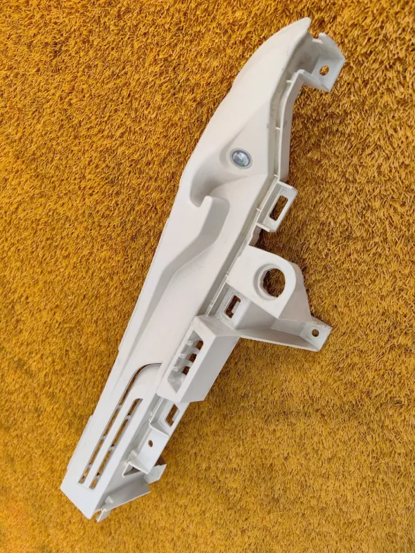 Обшивка багажника