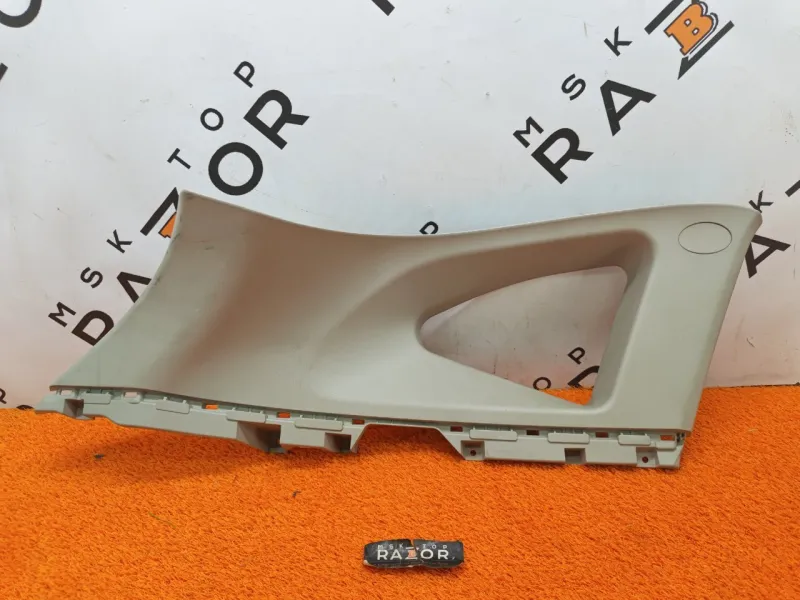 Накладка на стойку кузова