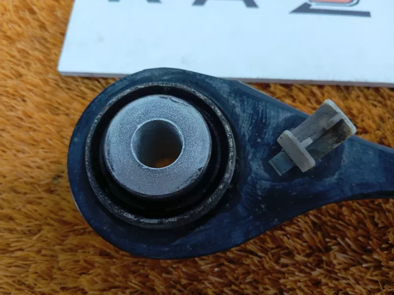 Рычаг подвески