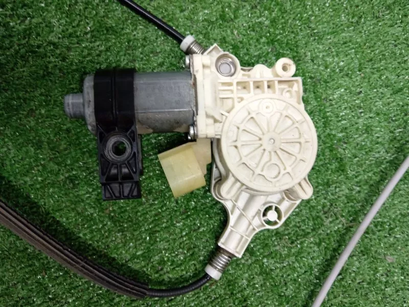 Стеклоподъемник BMW 5-Series 2007 51337184383 E60/E61, передний левый