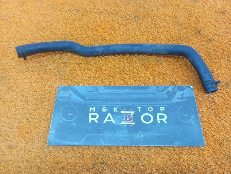 Патрубок радиатора