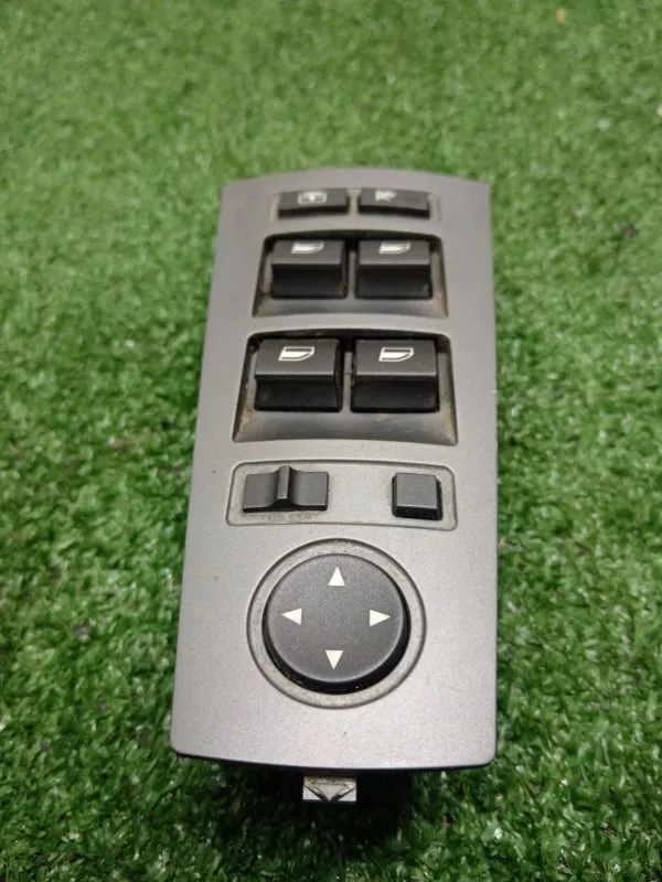 Блок управления стеклоподъемниками