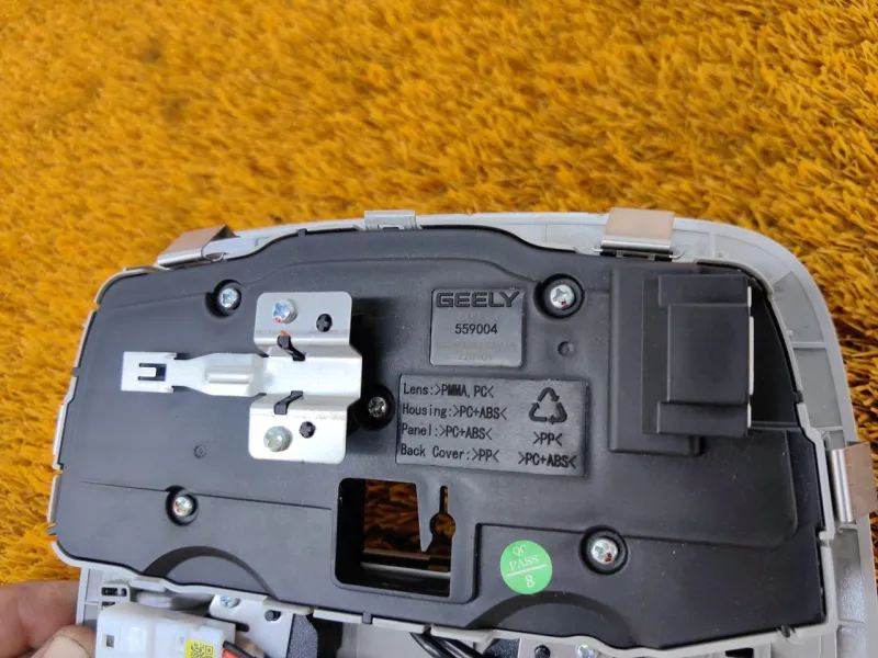 Плафон салона