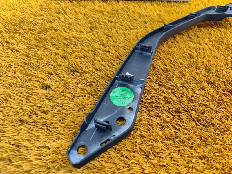 Кронштейн консоли