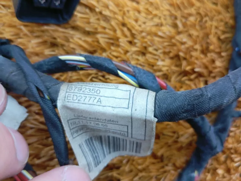 Проводка двери