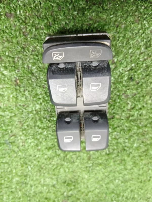 Блок управления стеклоподъемниками