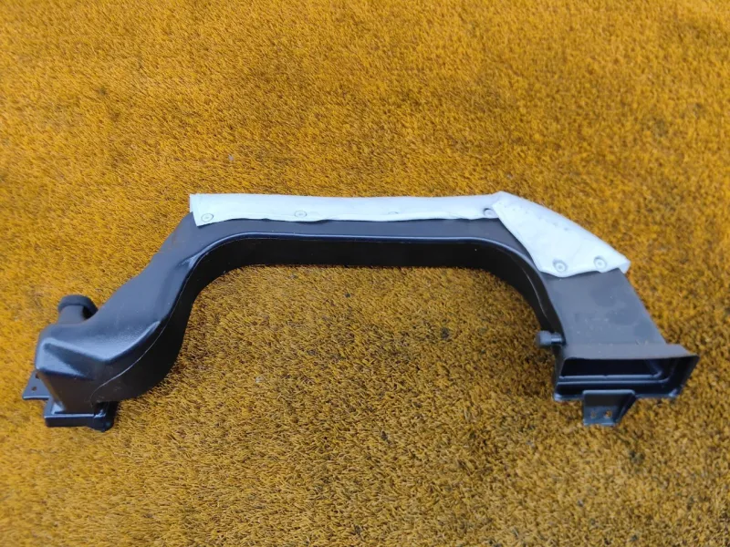 Воздуховод салона