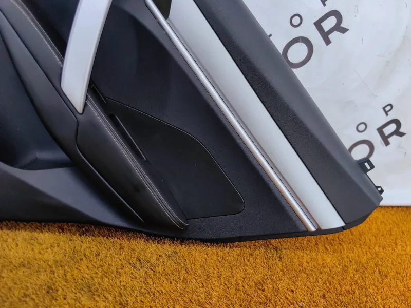 Обшивка двери