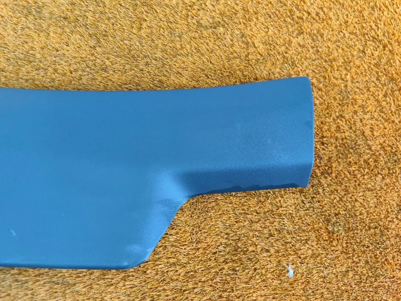 Обшивка двери багажника