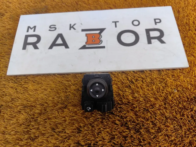 Блок управления зеркалами