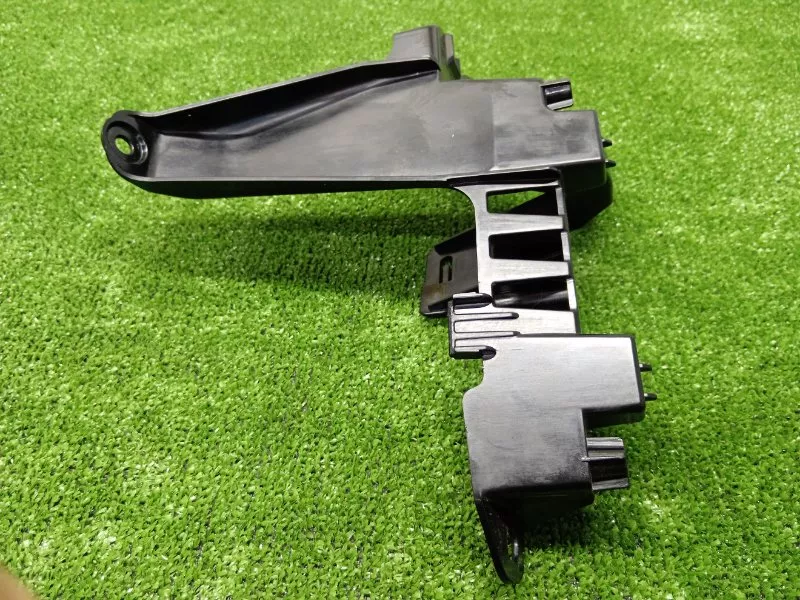 Кронштейн динамика