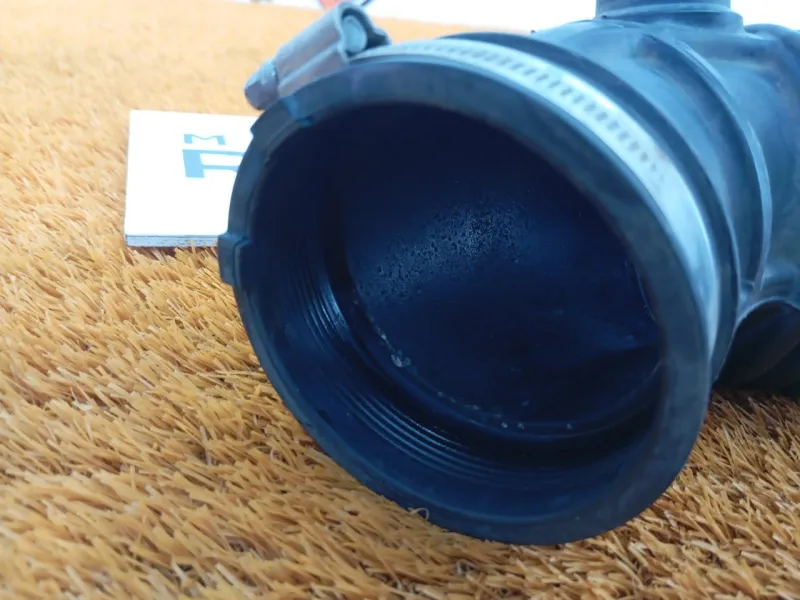 Патрубок воздушного фильтра