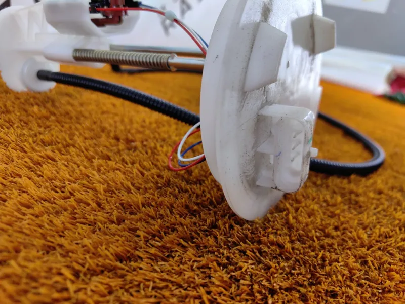 Датчик уровня топлива