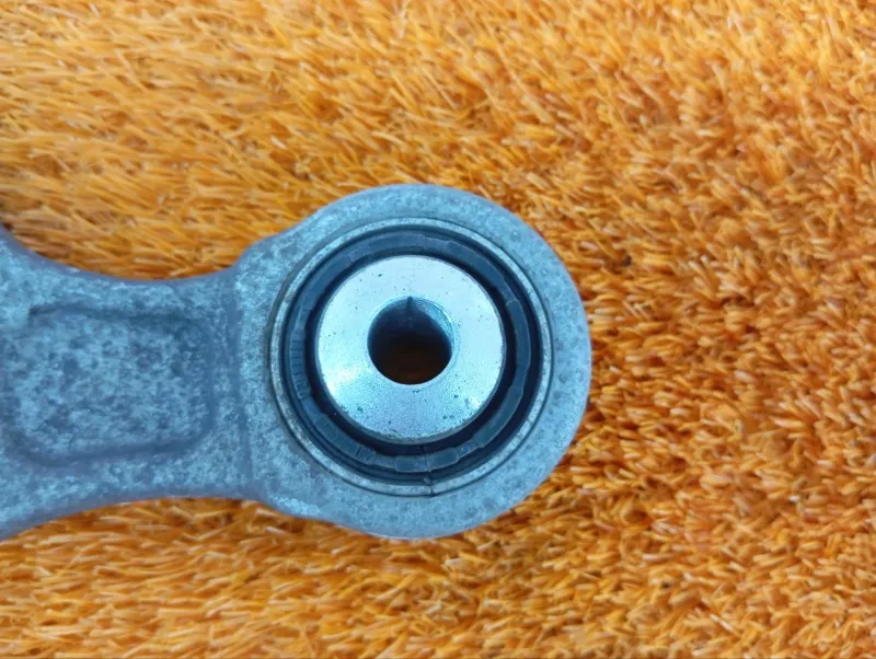 Рычаг подвески