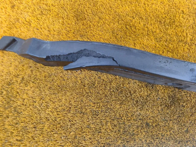 Пыльник крыла