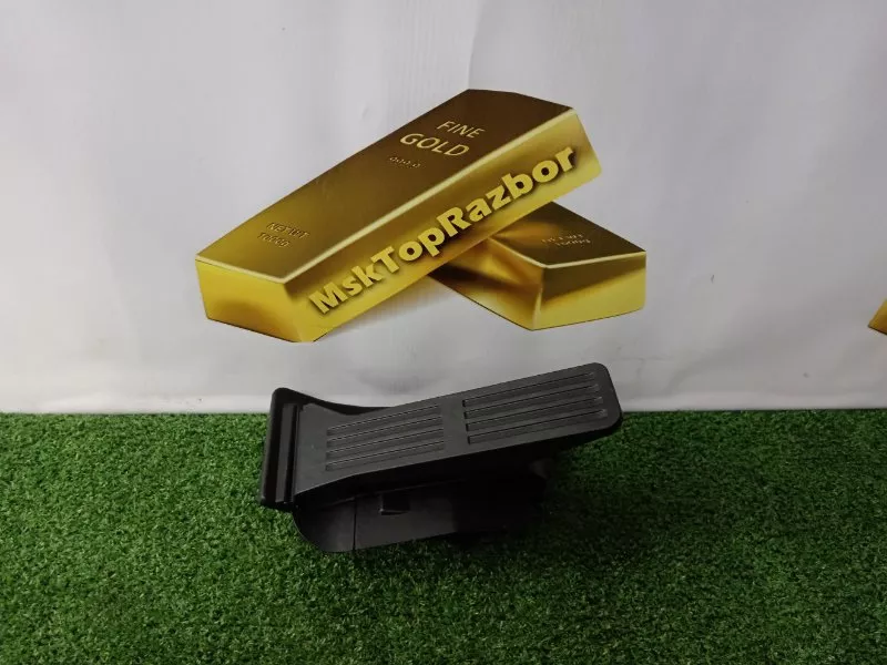 Педаль газа