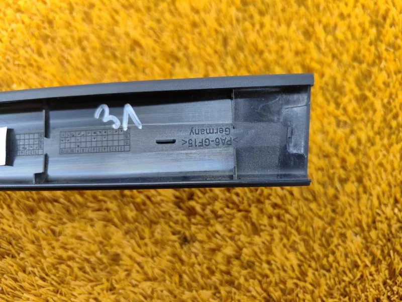 Молдинг двери