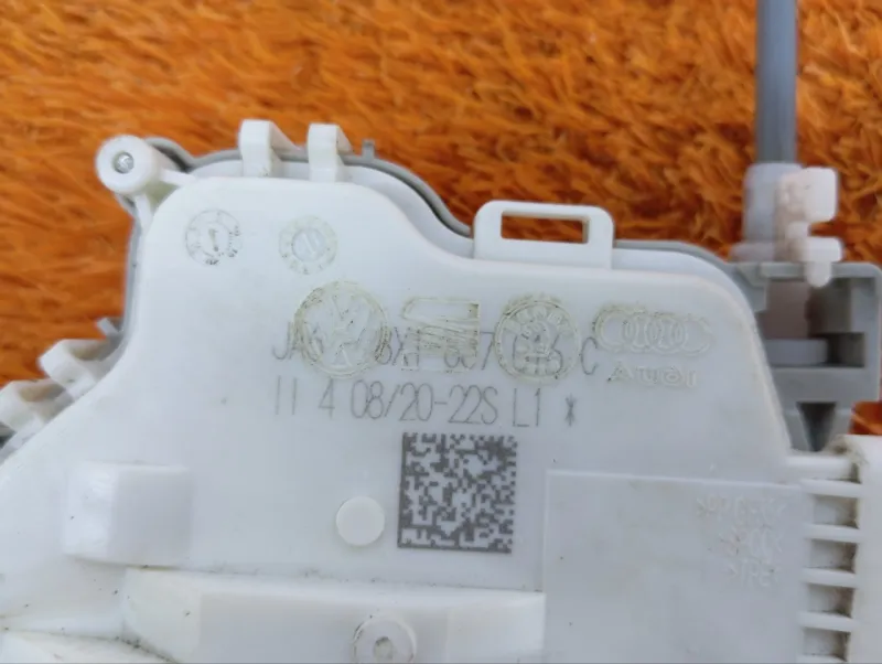 Замок двери