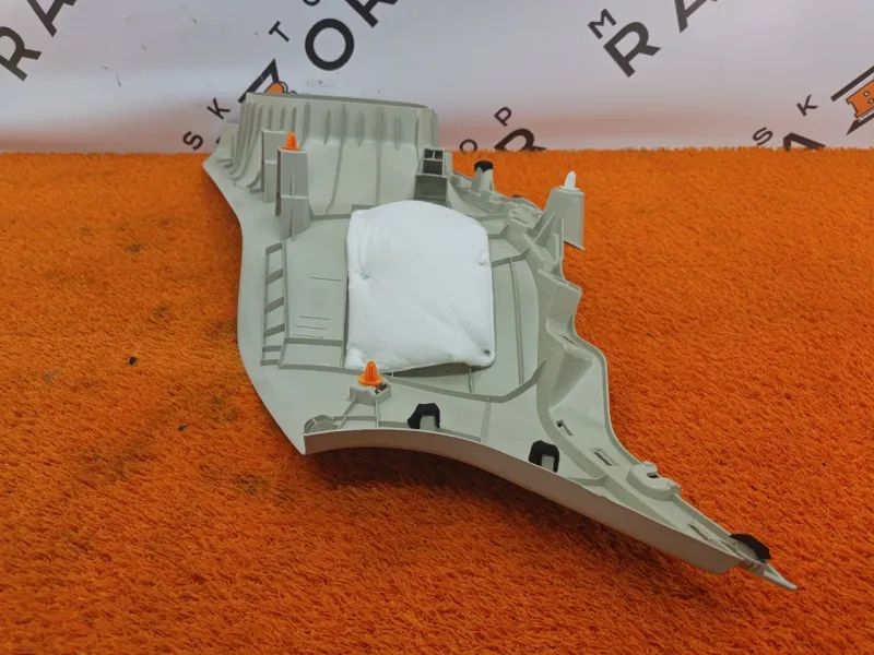 Обшивка стойки