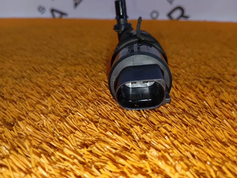 Насос омывателя фар