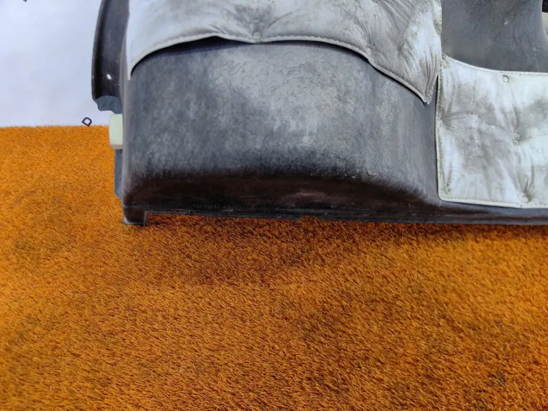 Обшивка багажника