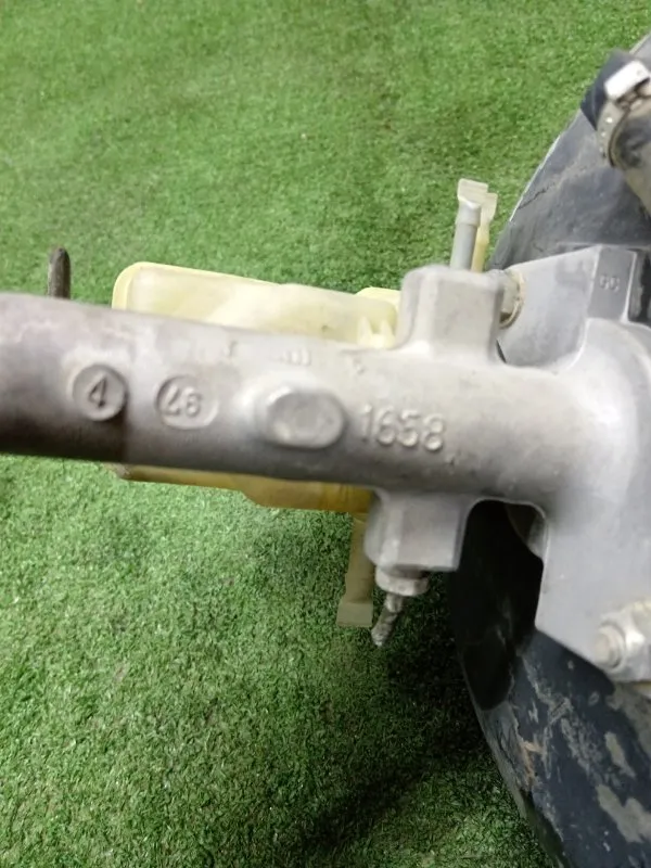 Главный тормозной цилиндр