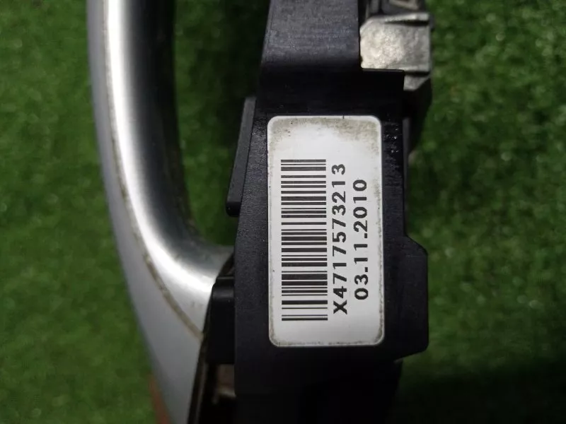 Ручка двери наружняя