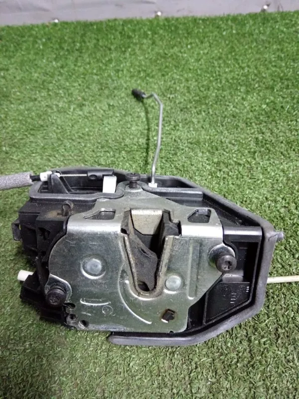 Замок двери