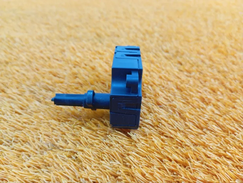 Моторчик заслонки печки