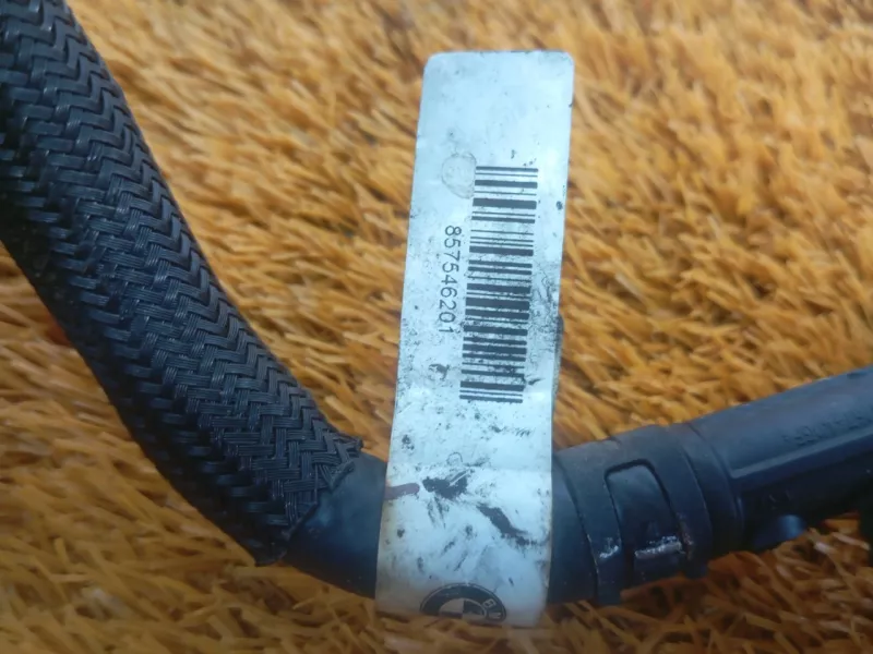 Трубка топливная