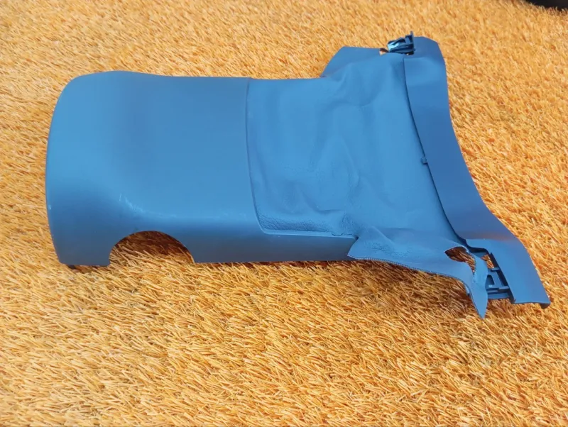 Кожух рулевой колонки