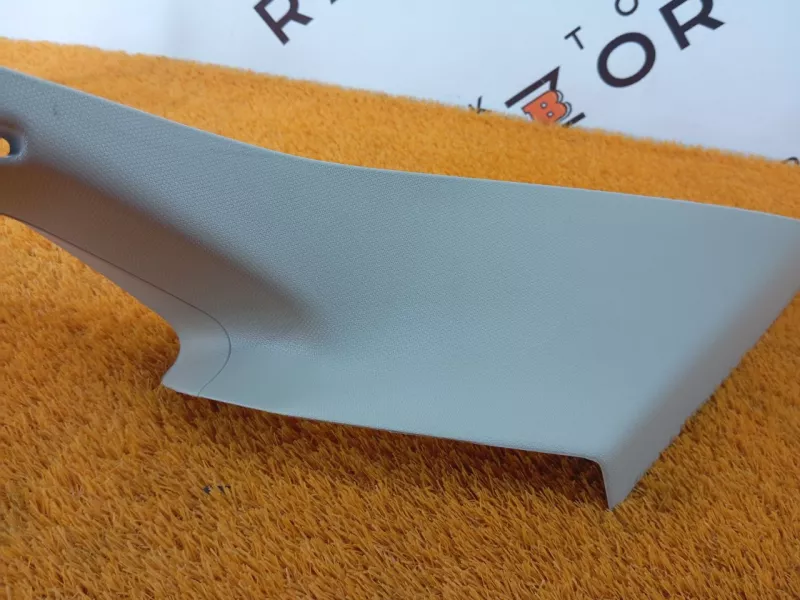 Обшивка багажника