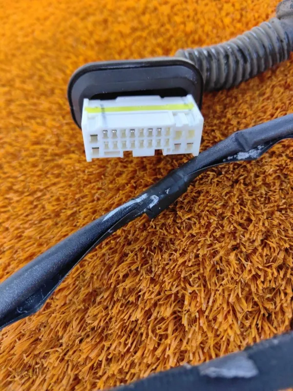 Проводка двери