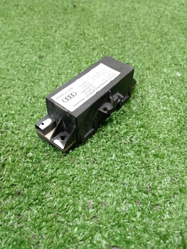 Блок управления подсветкой двери