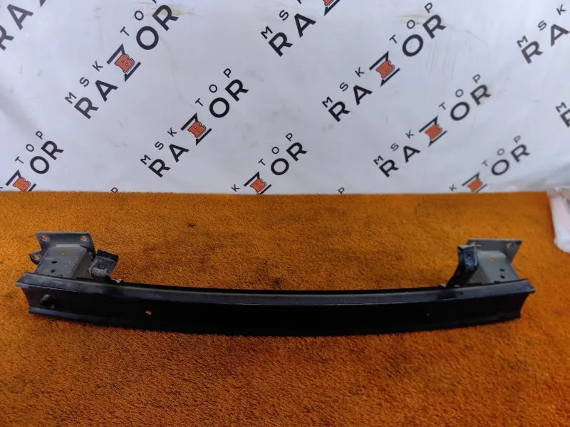 Усилитель бампера