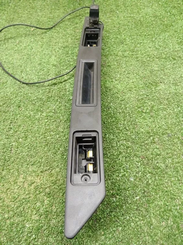 Ручка открывания багажника