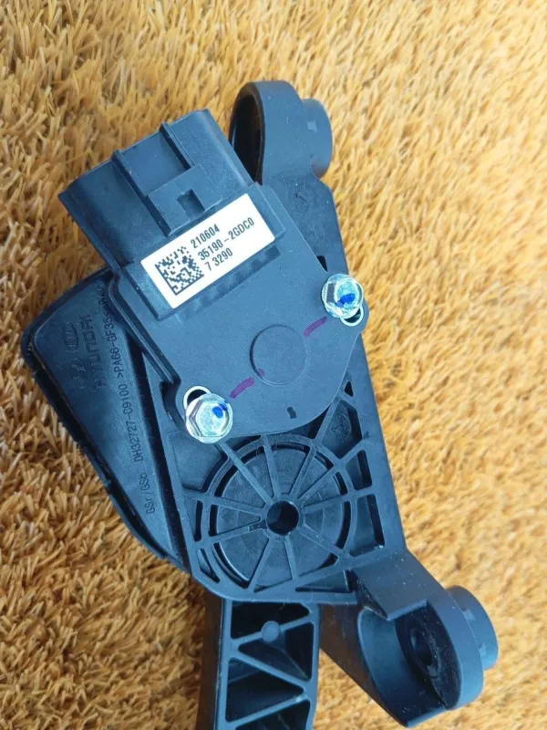 Педаль газа