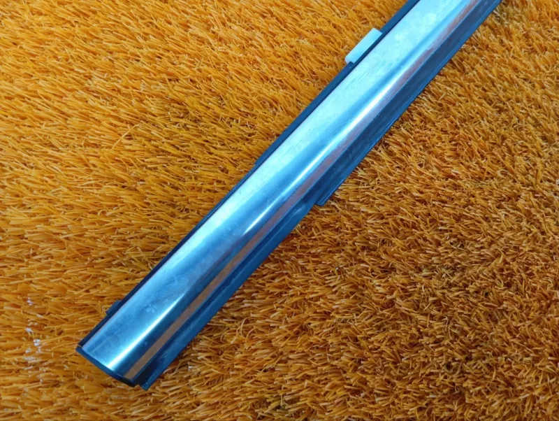 Молдинг стекла