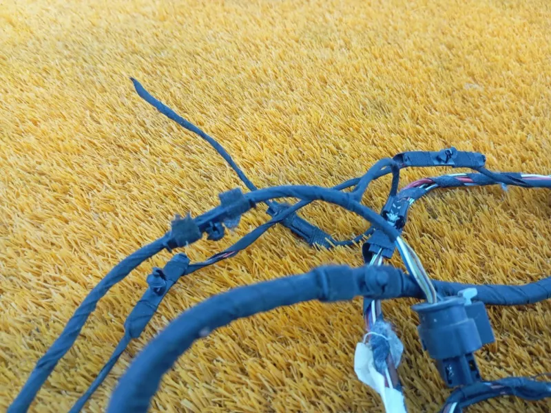 Проводка двери