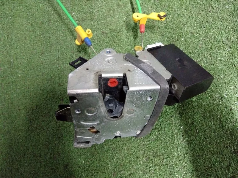 Замок двери